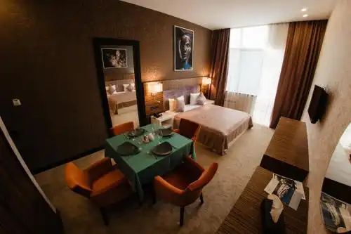 Hillmond Baku - 16