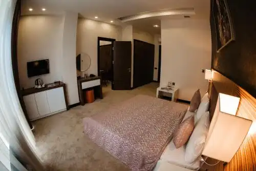 Hillmond Baku - 19