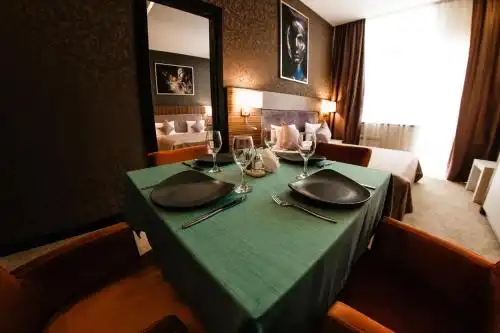 Hillmond Baku - 18