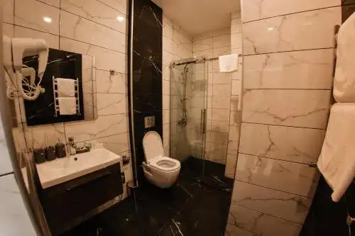 Hillmond Baku - 14