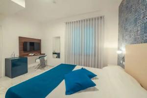 Nautilus Hotel, Джиардини-Наксос