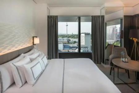 Meliá Frankfurt City - 40