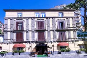 Villa Elisio Hotel & Spa, Неаполь