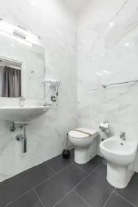 Bella Napoli Suites - 41