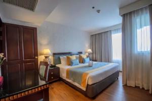 Отель «Prince Suites Residence Managed by Prince Palace»