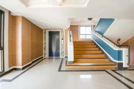 Vaccinated Staff - Oyo 458 Nakorn Siam Boutique - 12