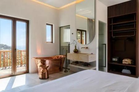 Charisma and Wellness Suites - 37