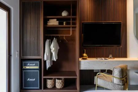 Charisma and Wellness Suites - 57