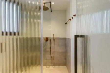 Charisma and Wellness Suites - 101