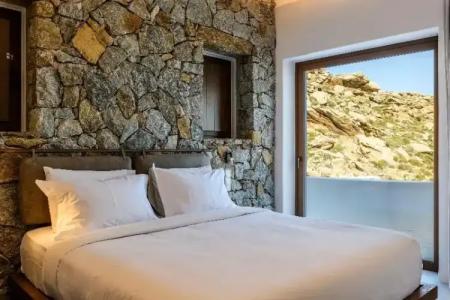 Charisma and Wellness Suites - 102