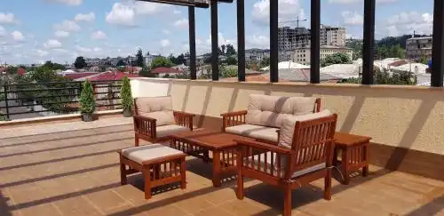 Terrace Sinauri - 65