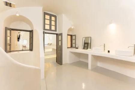 Cilon Suites Santorini - 60