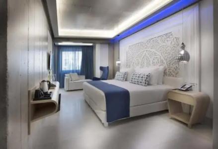 Cretan Blue Beach - 4