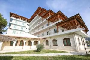 Europa Grand Resort, Влера