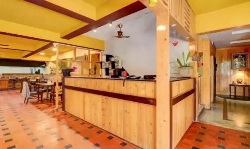 Treebo Trend 12 Degrees West Domlur - 16