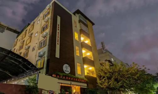 Treebo Trend 12 Degrees West Domlur - 1