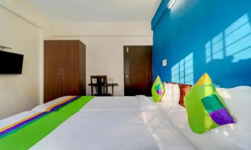 Treebo Trend 12 Degrees West Domlur - 6