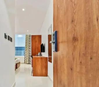 Treebo Trend Blu Orchid Indiranagar - 17