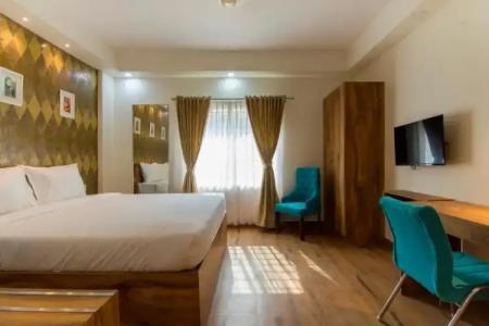 Kensington Suites - 12