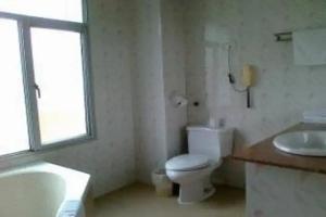 OYO 64171 New Golden Key Hotel