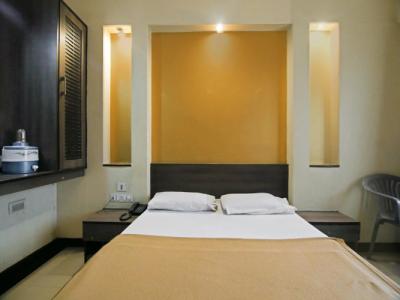 Spot On 72596 Royal Regency - 39