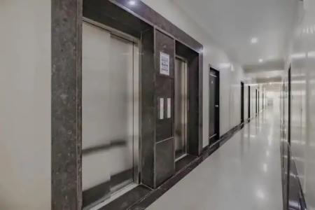 Spot On 72596 Royal Regency - 11