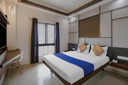 Spot On 72596 Royal Regency - 25