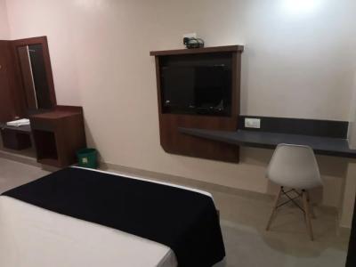 Spot On 72596 Royal Regency - 42