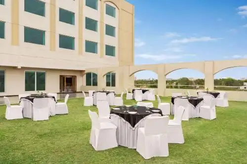 Ramada by Wyndham Jaipur Jaisinghpura - 31
