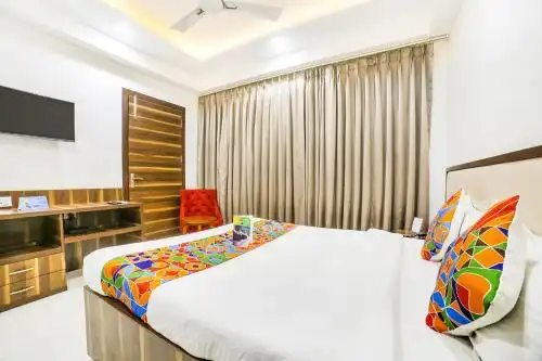 FabSapphire Inn - 82