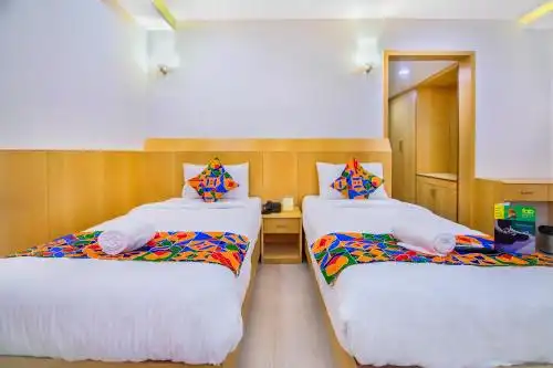 FabExpress Picnic Plaza Mylapore - 59