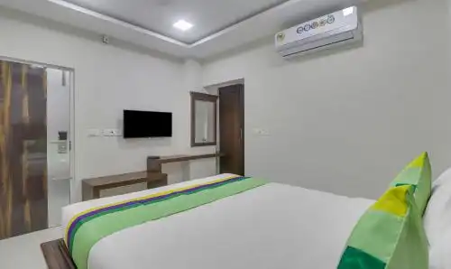 Treebo Trend Rithikha Inn Crest Ashok Nagar - 12