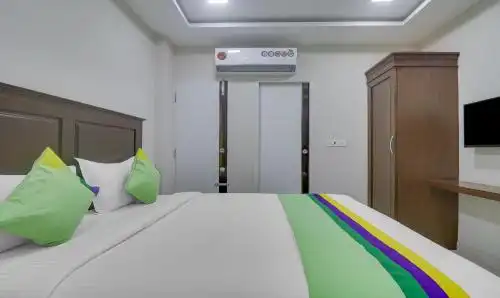 Treebo Trend Rithikha Inn Crest Ashok Nagar - 16