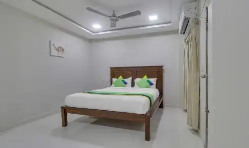 Treebo Trend Rithikha Inn Crest Ashok Nagar - 22