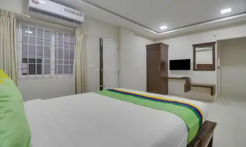 Treebo Trend Rithikha Inn Crest Ashok Nagar - 23