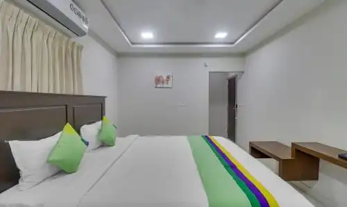 Treebo Trend Rithikha Inn Crest Ashok Nagar - 29