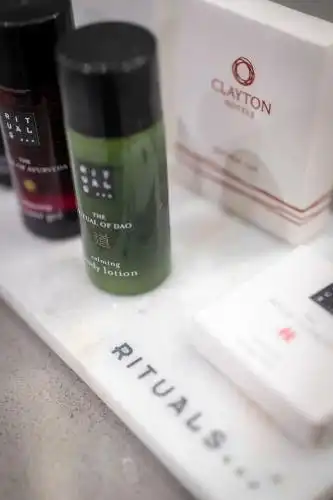 Clayton Charlemont - 9