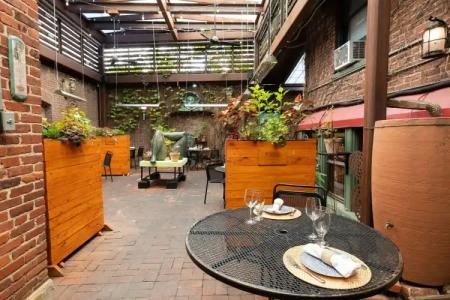 Tabard Inn - 40