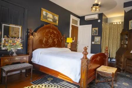 Tabard Inn - 59