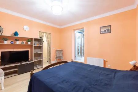 Гросс Хаус - 52