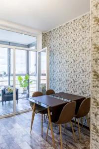 Гросс Хаус - 13