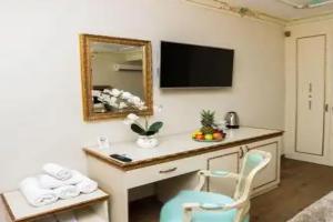 Hotel «Empire», Дуррес