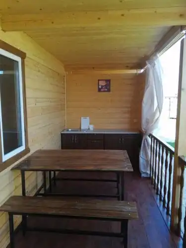 Четырёхместный номер с двухъярусной кроватью - 26