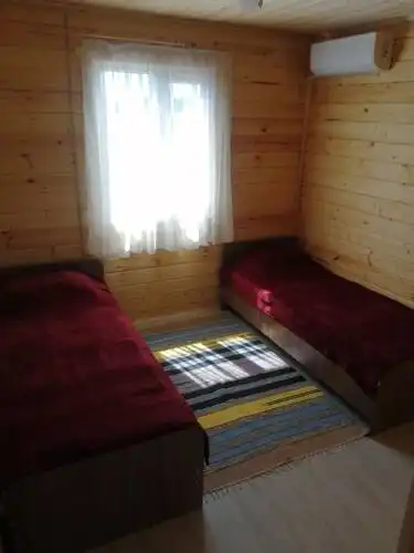 Четырёхместный номер с двухъярусной кроватью - 21