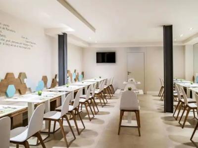 ibis Styles Barcelona Centre - 24