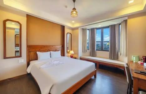 Guava Hill Boutique - 40