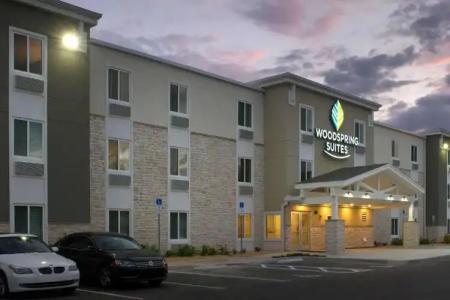 WoodSpring Suites Orlando Airport - 5