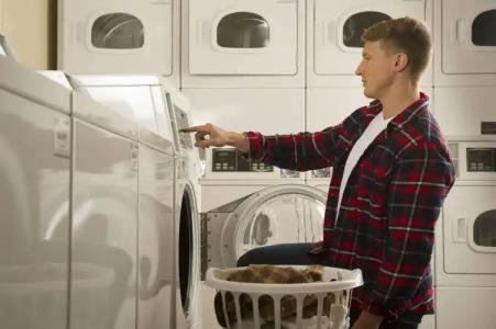 WoodSpring Suites Orlando Airport - 9