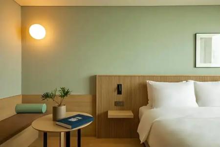 The Week & Resort - 57