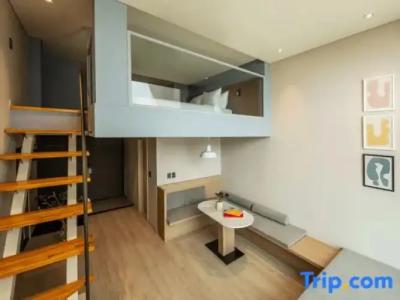 The Week & Resort - 80